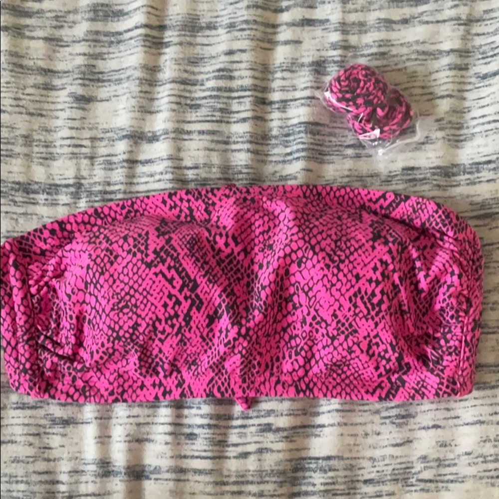 Bandeau bikini top